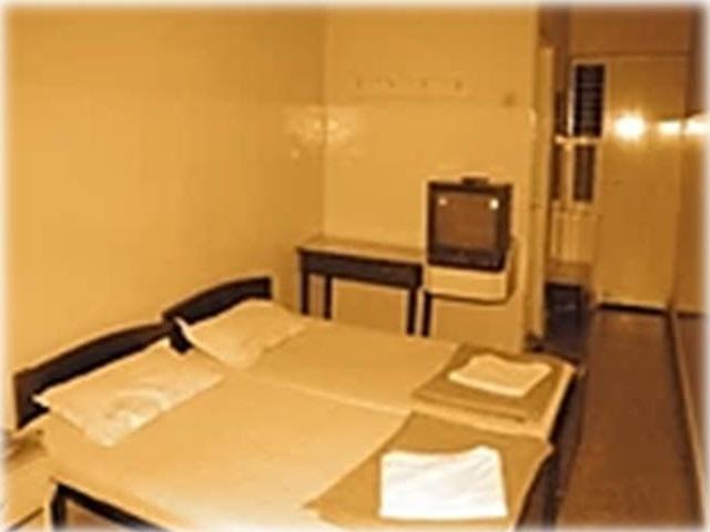 Hotel Anand Vihar Bangalore Buitenkant foto